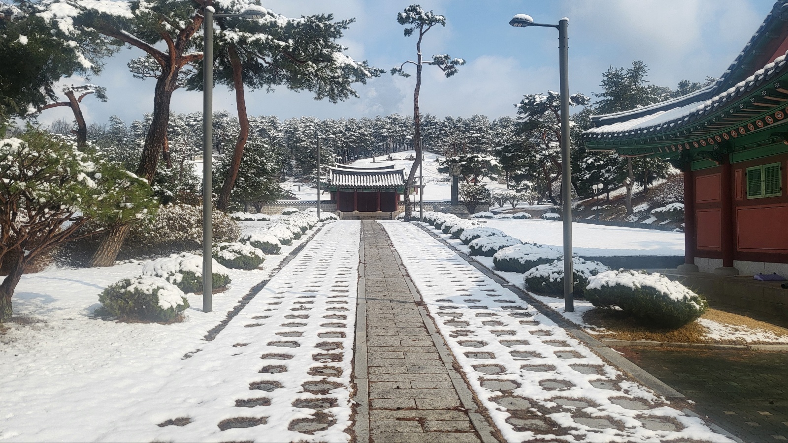 KakaoTalk_20250318_100742471.jpg